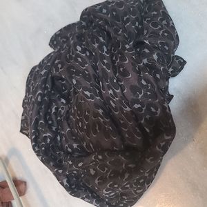 Leopard scarf
